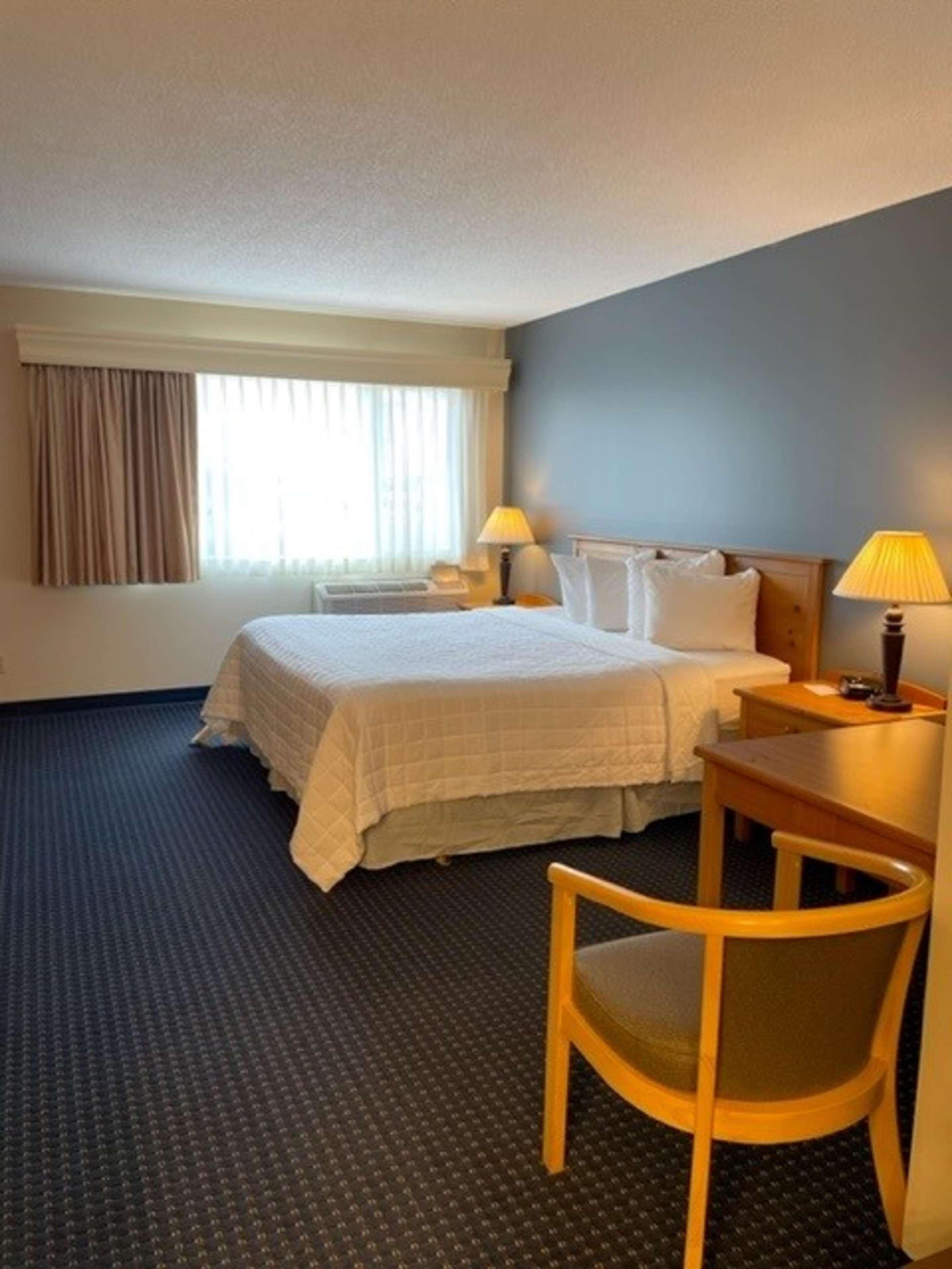 Best Western Inn Rice Lake Exterior photo