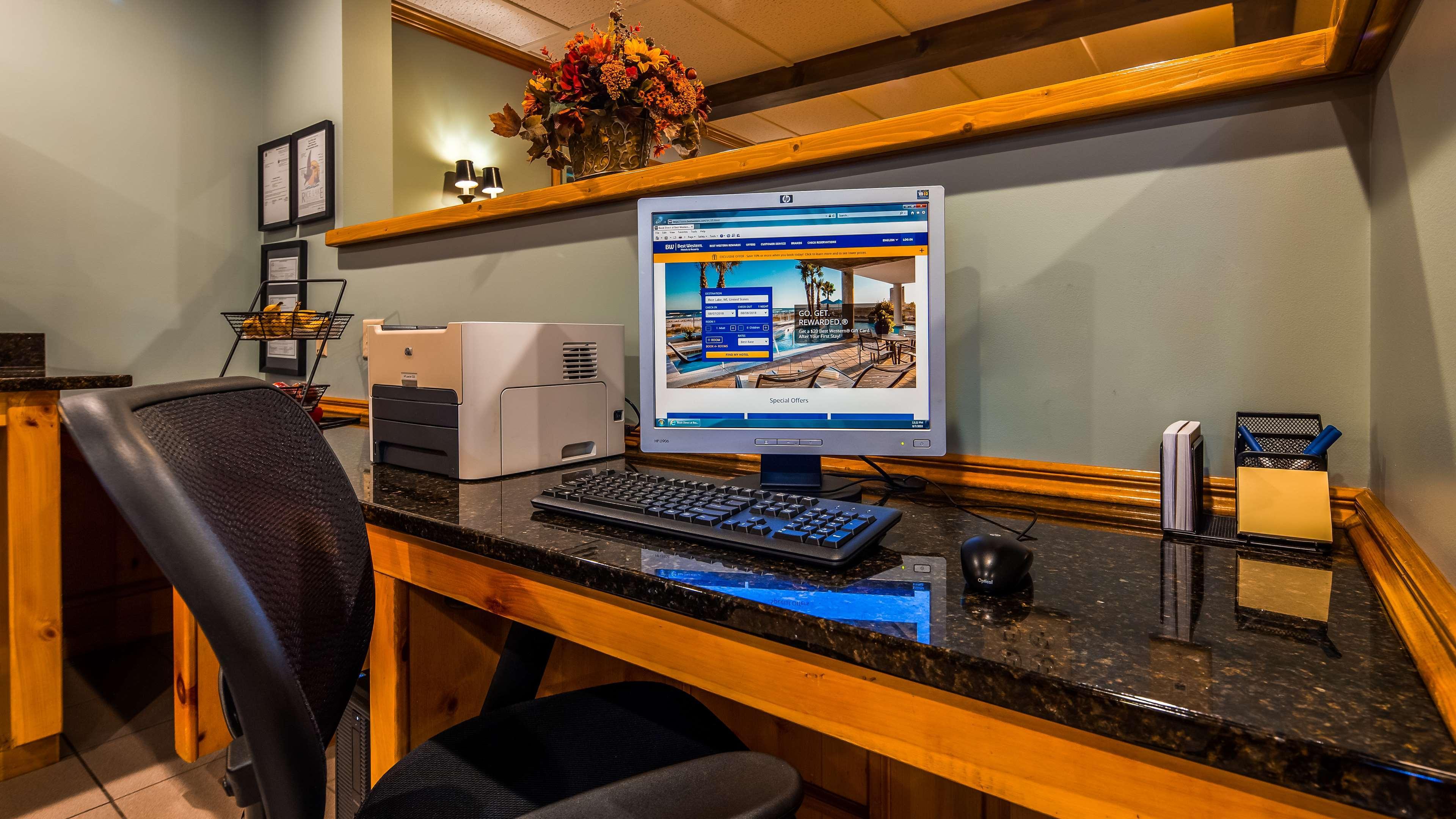 Best Western Inn Rice Lake Exterior photo