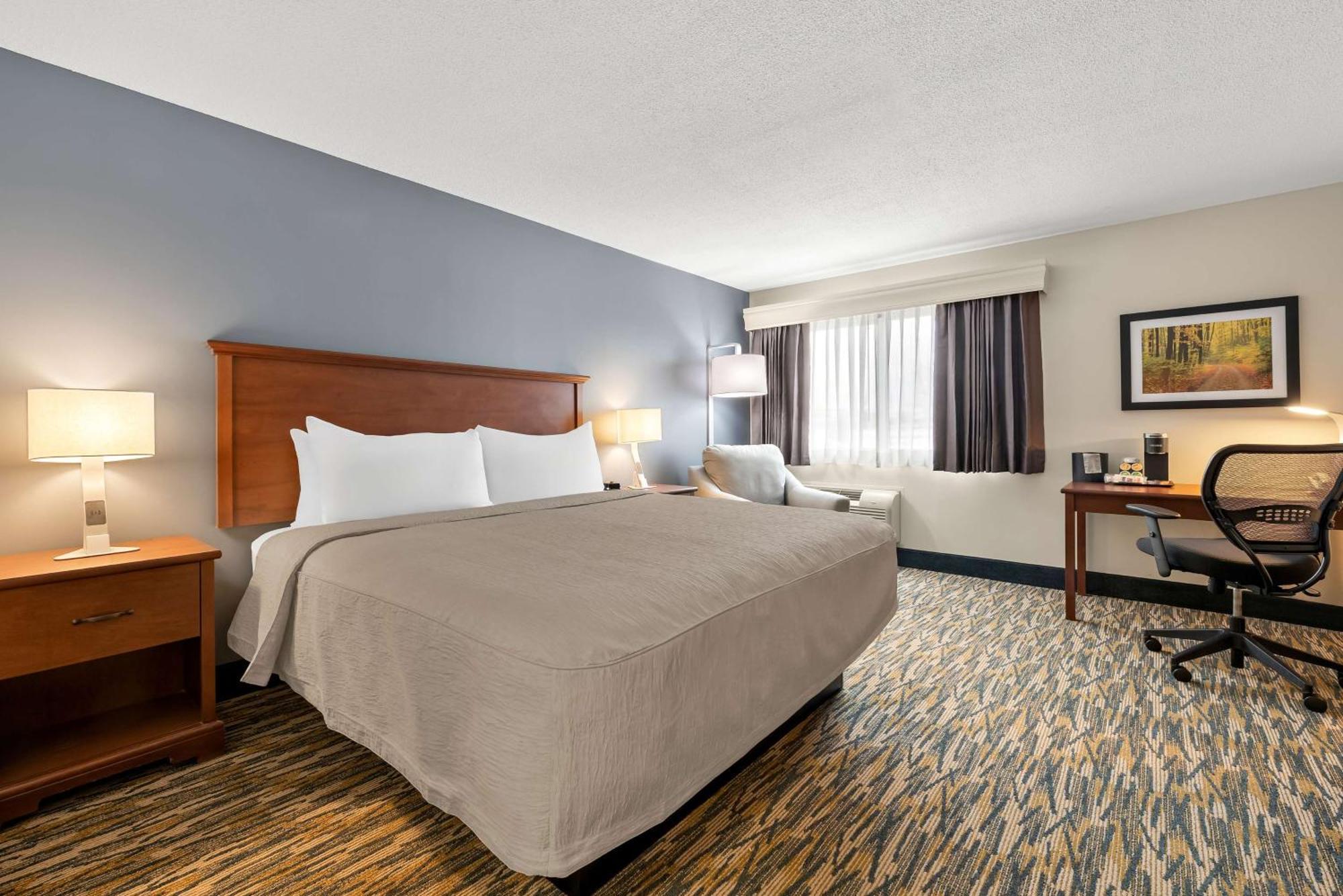 Best Western Inn Rice Lake Exterior photo