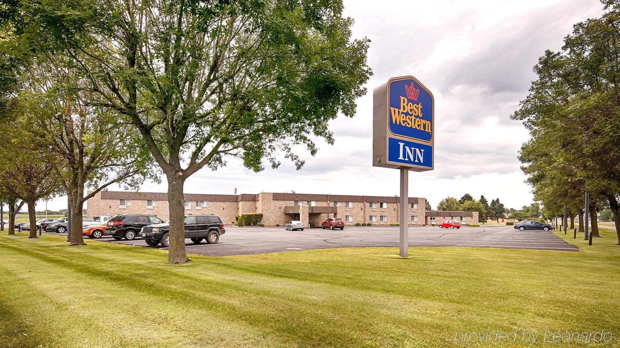 Best Western Inn Rice Lake Exterior photo